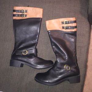 Little girls size 3 leather boots
